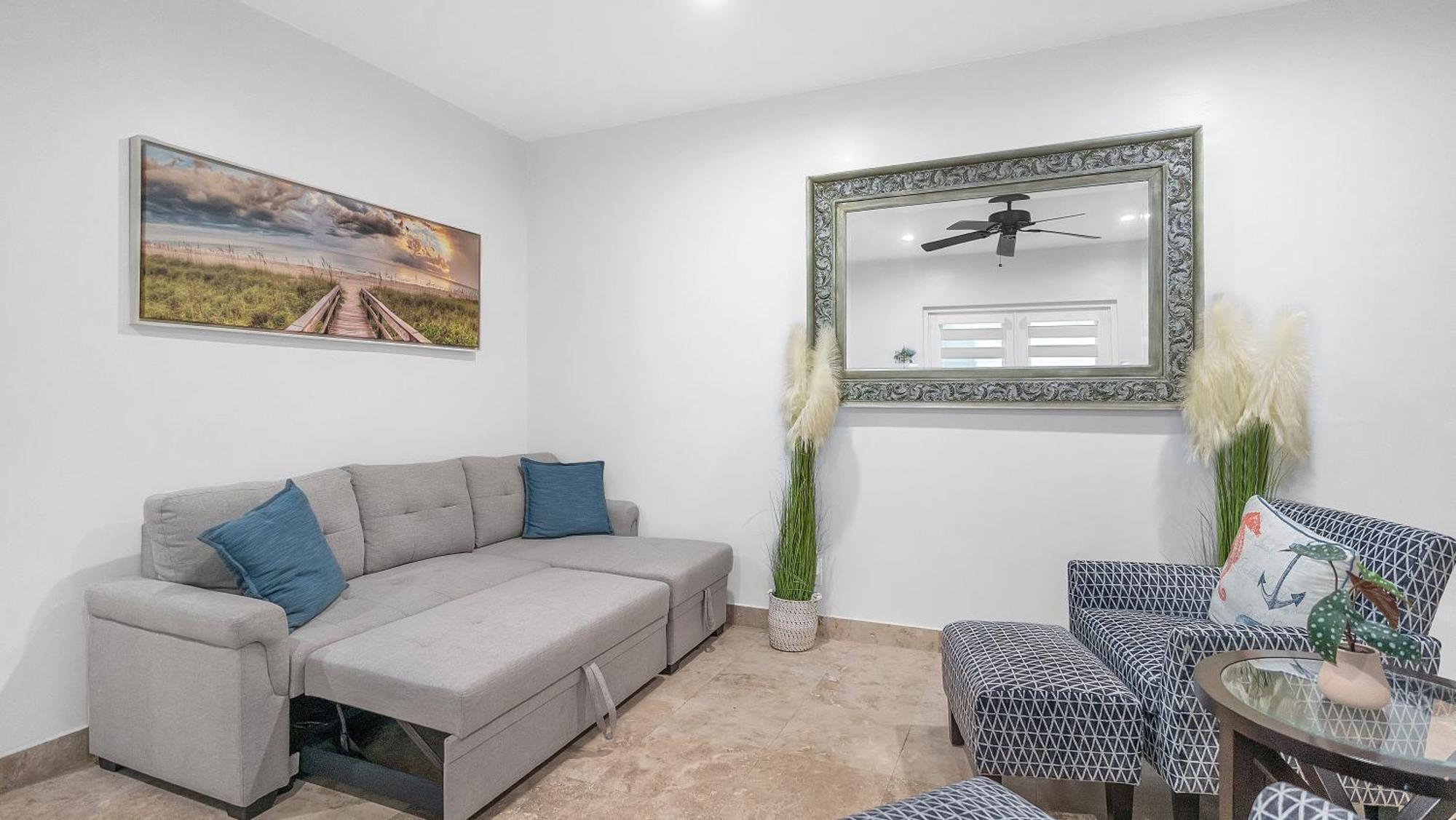 Hotel Seacrest Lauderdale-by-the-Sea Bagian luar foto