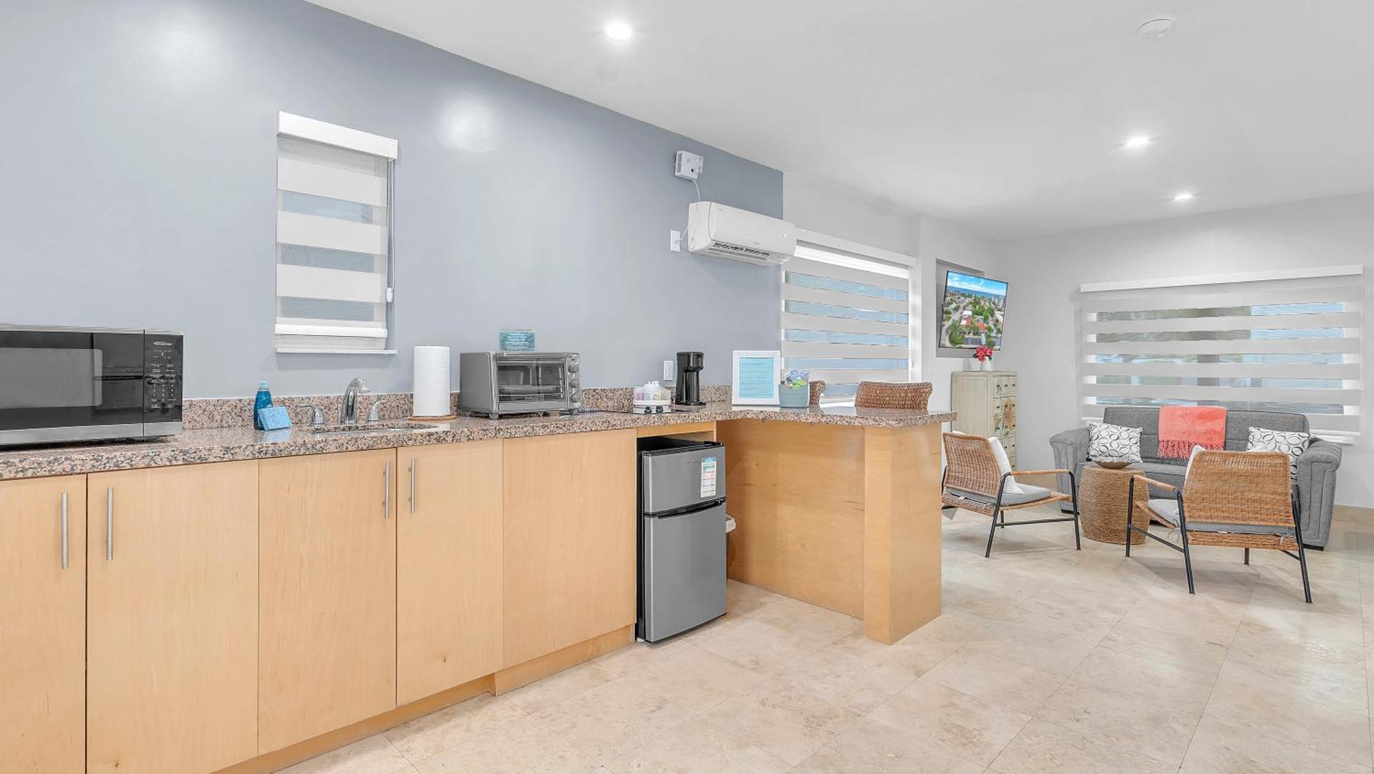 Hotel Seacrest Lauderdale-by-the-Sea Bagian luar foto